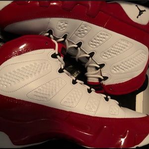 Jordan 9 Retro